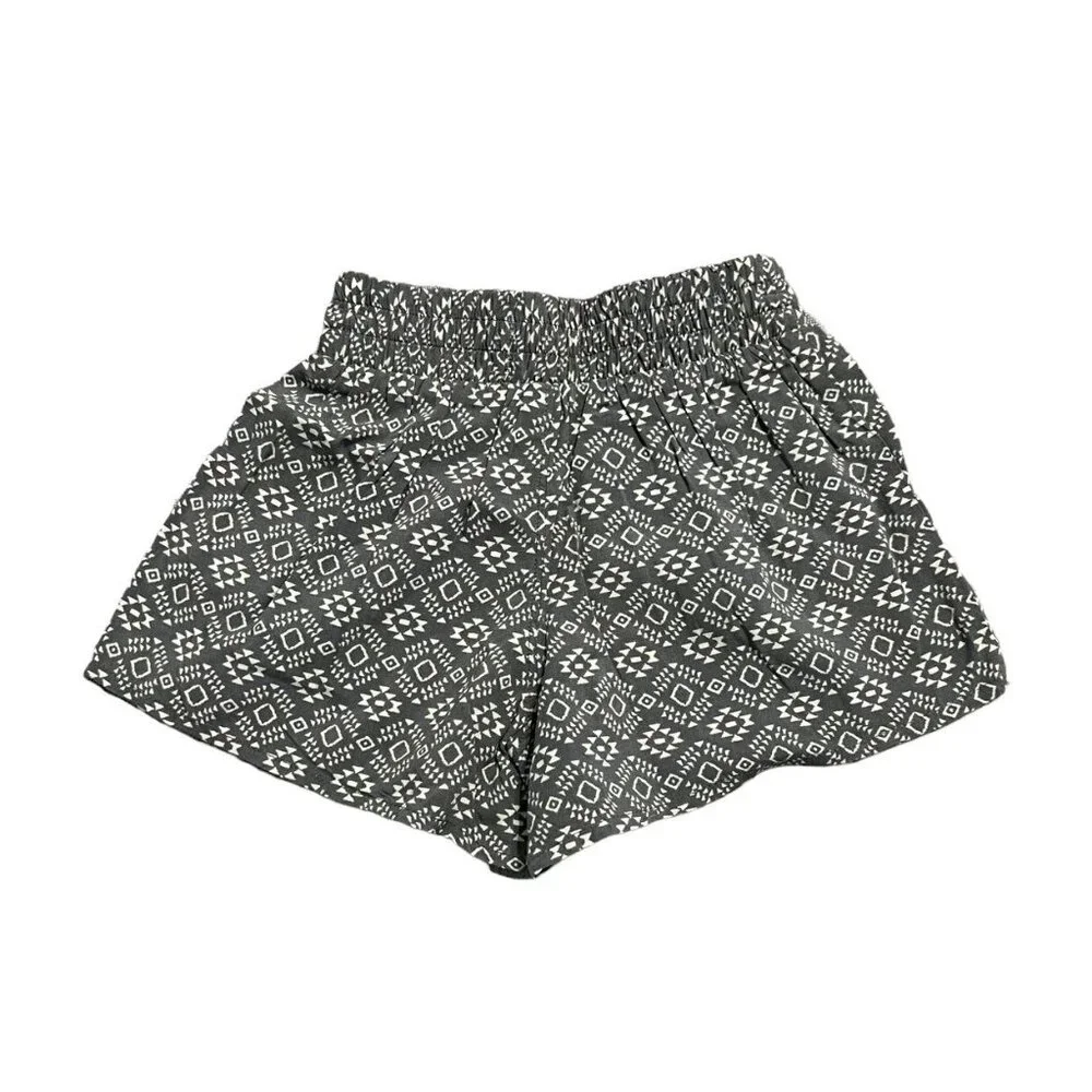 NEW Old Navy 3T Grey Geometric Print Shorts